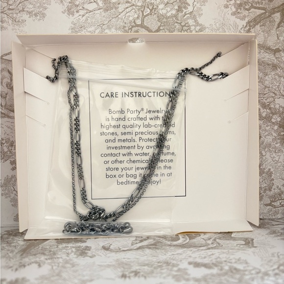 NEW - Bomb Party Fall Luxe Layers Necklaces Can NEW - Bomb Party Fall Luxe Layers Necklaces Can’t Hold Me Down